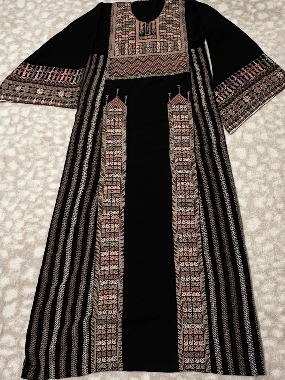 Hand stitched thob , brand new - custom made